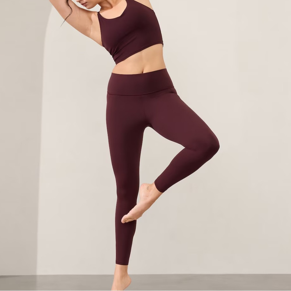 Athleta SALUTATION STASH HIGH RISE 7/8 LEGGING